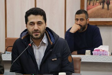 منفرد: خرج کردن خود برای مردم مهمترین شاخص سنجش کارگزاران است