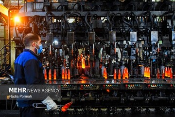 کاهش اشتغال صنعتی؛ ۱۲۰ هزار نفر از کارخانه‌ها رفتند