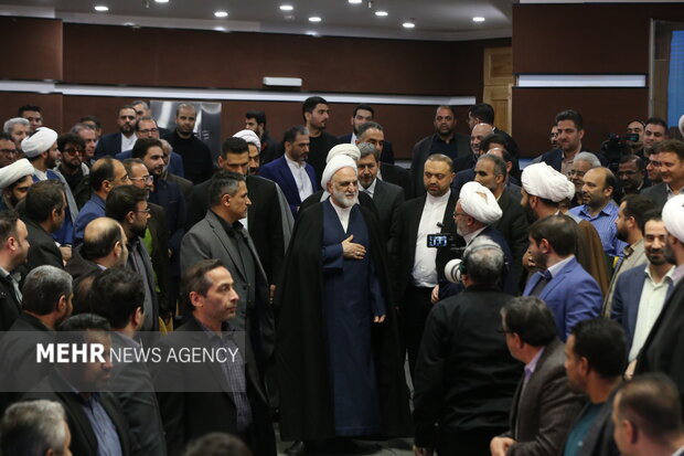 سفر رئیس قوه قضائیه به اصفهان