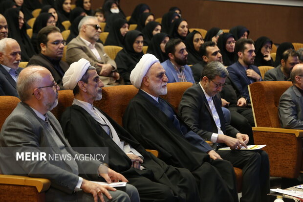 سفر رئیس قوه قضائیه به اصفهان