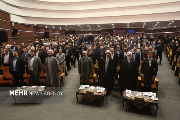 سفر رئیس قوه قضائیه به اصفهان