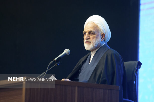 سفر رئیس قوه قضائیه به اصفهان