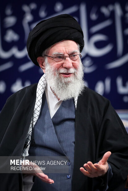 دیدار پرشور هزاران نفر از مردم تبریز و آذربایجان شرقی با رهبر معظم انقلاب اسلامی