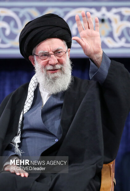 دیدار پرشور هزاران نفر از مردم تبریز و آذربایجان شرقی با رهبر معظم انقلاب اسلامی