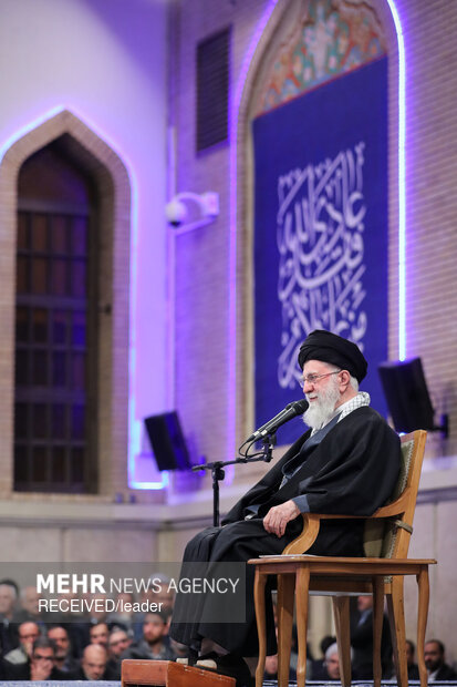 دیدار پرشور هزاران نفر از مردم تبریز و آذربایجان شرقی با رهبر معظم انقلاب اسلامی