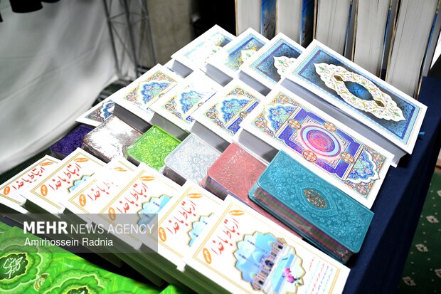 زندگی با آیهها؛از تقویت وجدان اخلاقی تا تحکیم خانواده وگفتوگوی نسلها