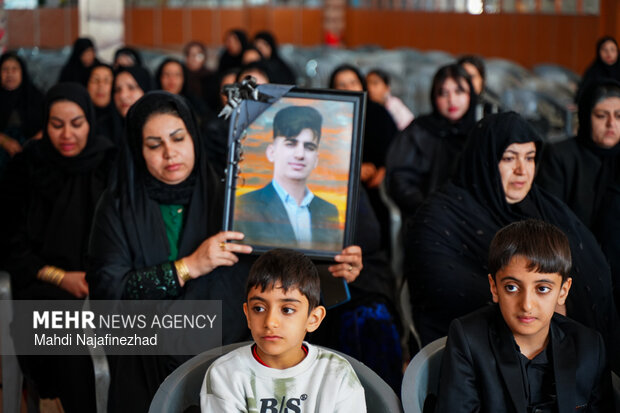 اربعین شهدای شبه کودتای دی ماه در یاسوج