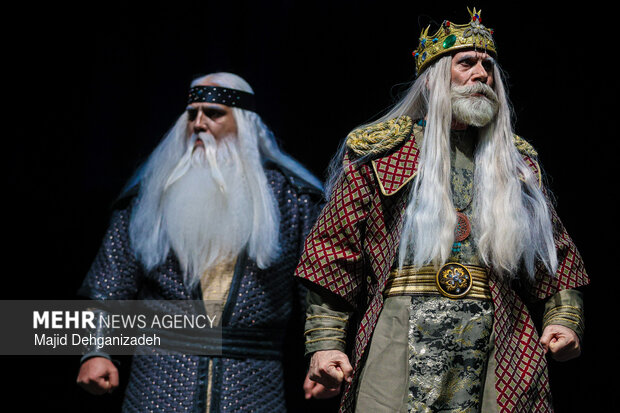 اجرای نمایش «هیولاکش» در یزد