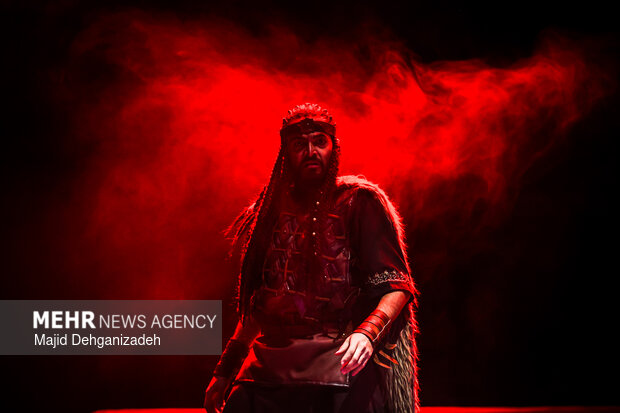 اجرای نمایش «هیولاکش» در یزد