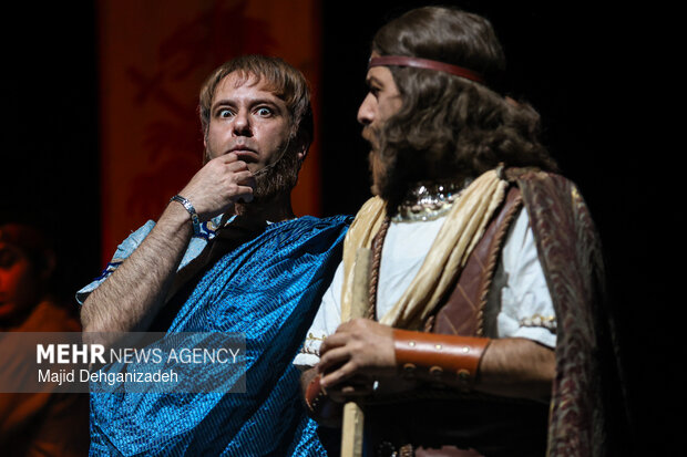 اجرای نمایش «هیولاکش» در یزد