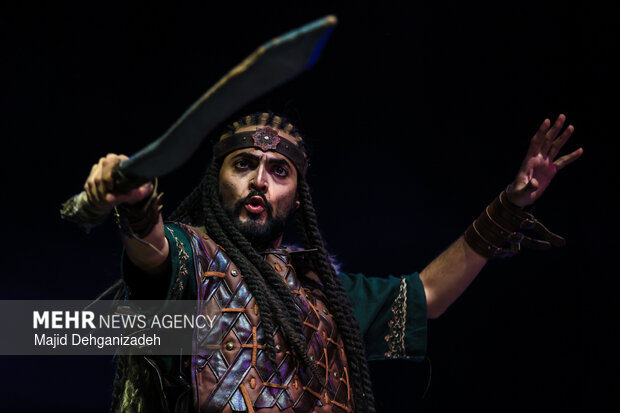 اجرای نمایش «هیولاکش» در یزد