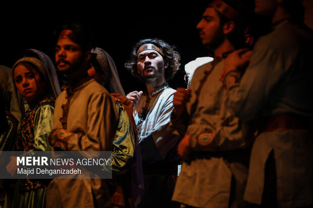 اجرای نمایش «هیولاکش» در یزد