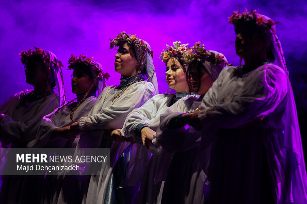 اجرای نمایش «هیولاکش» در یزد