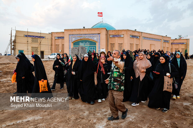 راهیان نور در یادمان شهدای شلمچه