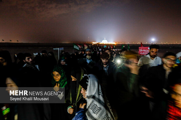 راهیان نور در یادمان شهدای شلمچه