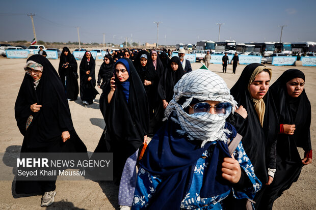 راهیان نور در یادمان شهدای والفجر ۸