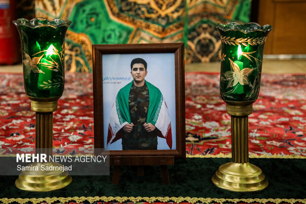 آیین غبارروبی ضریح مطهر آستان مقدس امامزاده صالح (ع)