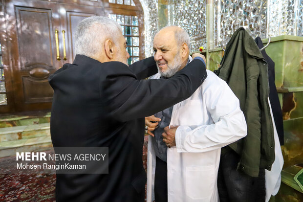 آیین غبارروبی ضریح مطهر آستان مقدس امامزاده صالح (ع)