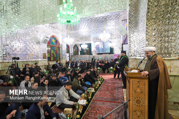 آیین غبارروبی ضریح مطهر آستان مقدس امامزاده صالح (ع)