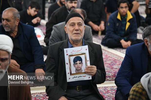 اربعین شهدای فتنه آمریکایی و صهیونیستی در مشهد