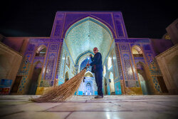 غبارروبی مسجد جامع کبیر یزد در آستانه ماه رمضان