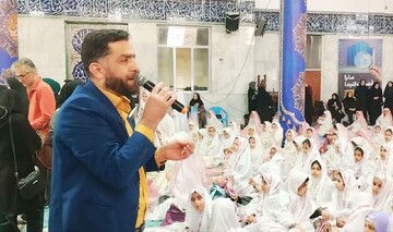 آیین باشکوه جشن تکلیف دانش‌آموزان قروه در فضای معنوی برگزار شد