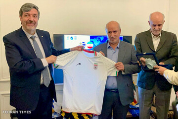 Uruguay presents football shirts to Iran in gesture of sporting friendship