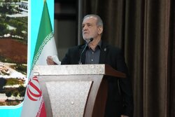 پزشکیان: تا ریشه‌های فساد را از بین نبریم، مقابله با آن بی‌فایده است