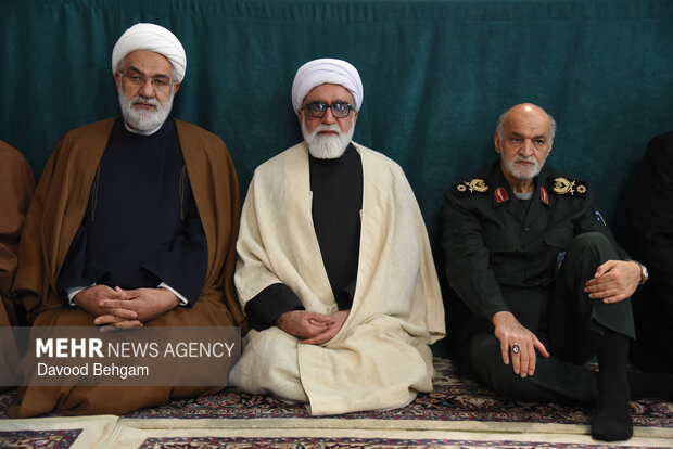 اربعین شهدای فتنه آمریکایی و صهیونیستی در مشهد