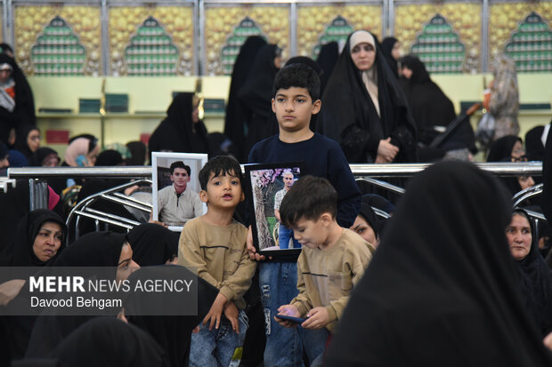 اربعین شهدای فتنه آمریکایی و صهیونیستی در مشهد