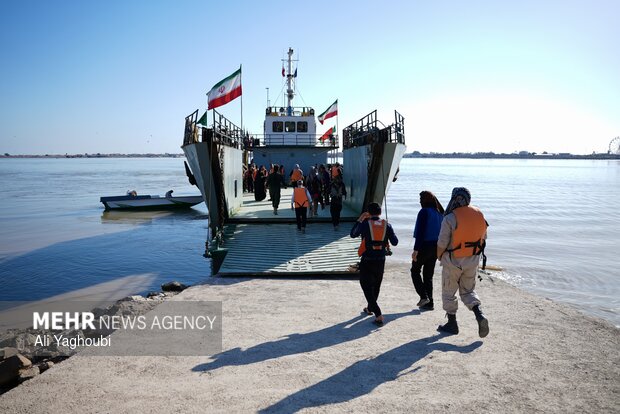 از شالیزار تا خاکریز جنگ