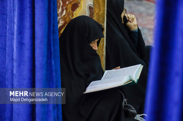 مراسم چهلم شهدای حوادث ۱۸ و ۱۹ دی‌ماه در یزد