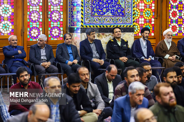 مراسم چهلم شهدای حوادث ۱۸ و ۱۹ دی‌ماه در یزد