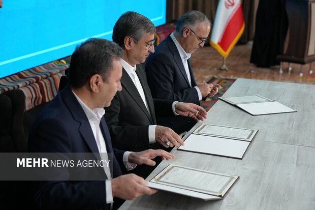 نشست رئیس جمهور با فعالان اقتصادی لرستان