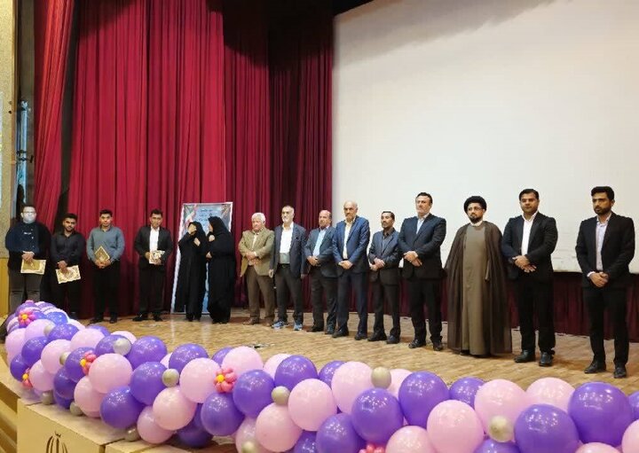 برگزیدگان کنکور در دیلم تجلیل شدند