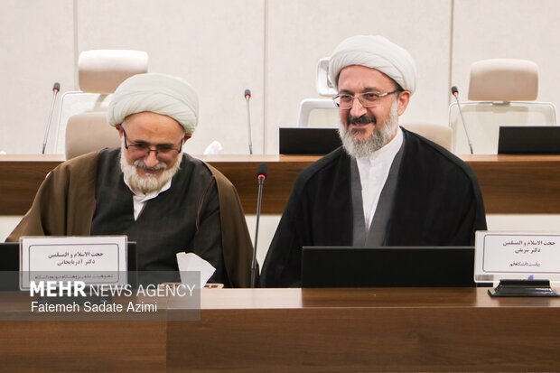 کرسی آزاداندیشی بیانیه گام دوم انقلاب و مسئله سبک زندگی