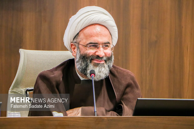 کرسی آزاداندیشی بیانیه گام دوم انقلاب و مسئله سبک زندگی