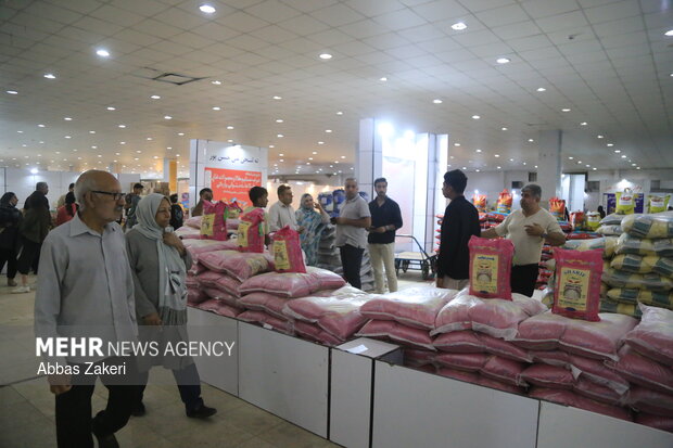 گشایش اولین نمایشگاه ضیافت  در شهر بندرعباس