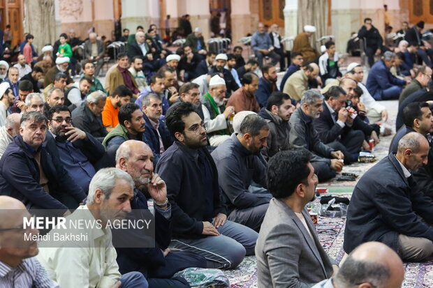 چهلم شهدای فتنه آمریکایی صهیونی در حرم بانوی کرامت