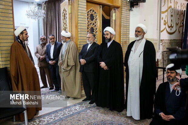 چهلم شهدای فتنه آمریکایی صهیونی در حرم بانوی کرامت