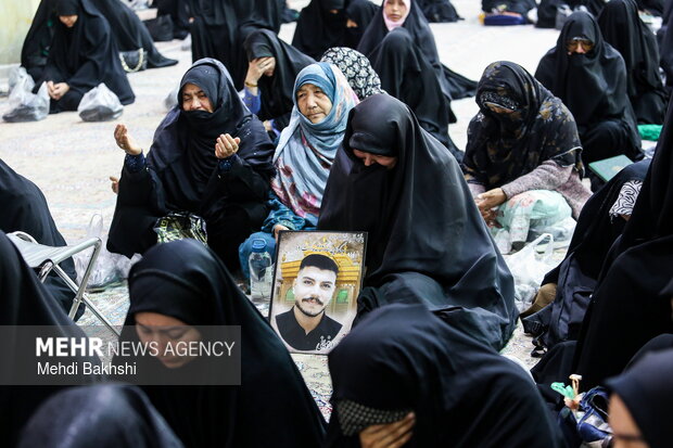 چهلم شهدای فتنه آمریکایی صهیونی در حرم بانوی کرامت