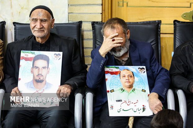 چهلم شهدای فتنه آمریکایی صهیونی در حرم بانوی کرامت