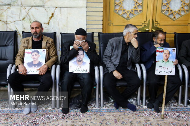 چهلم شهدای فتنه آمریکایی صهیونی در حرم بانوی کرامت