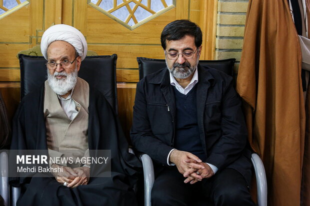 چهلم شهدای فتنه آمریکایی صهیونی در حرم بانوی کرامت