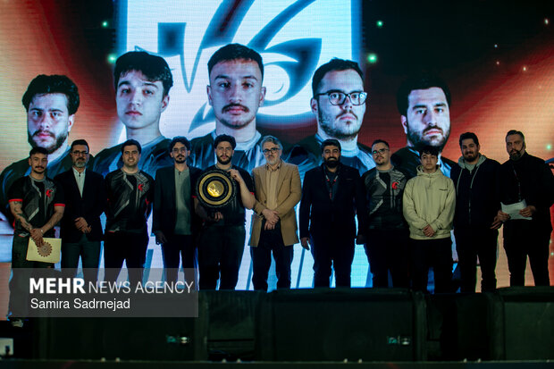 اختتامیه لیگ هفت‌خوان سیمرغ