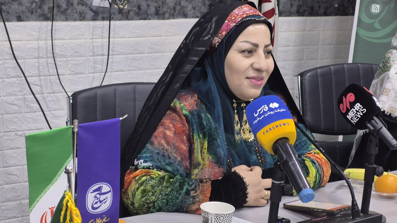 كارآفرين،دستي،صنايع،نادري،موفقيت،زنان،نفر،مرضيه،بانوي