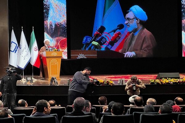 كتاب،فرهنگي،خسروپناه،شوراي،تأكيد،كودك،انقلاب،اشاره،كشور،حكمر ...