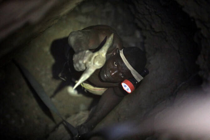 Gas explosion kills 38 miners in central Nigeria: report