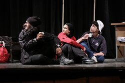 کاظمی: «زن خوب سچوان» روایت تقابل انسانیت و سرمایه‌داری است