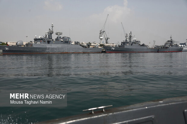 تمرین آزادسازی کشتی ربوده شده در رزمایش مرکب دریایی نیروهای دریایی ایران و فدراسیون روسیه